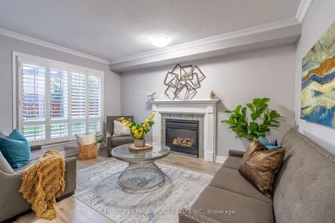 69 Narrow Valley Cres, Brampton, ON L6R 2M4