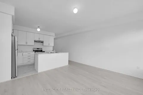 4 Tarmola Park Crt, Toronto, ON M9L 2L1