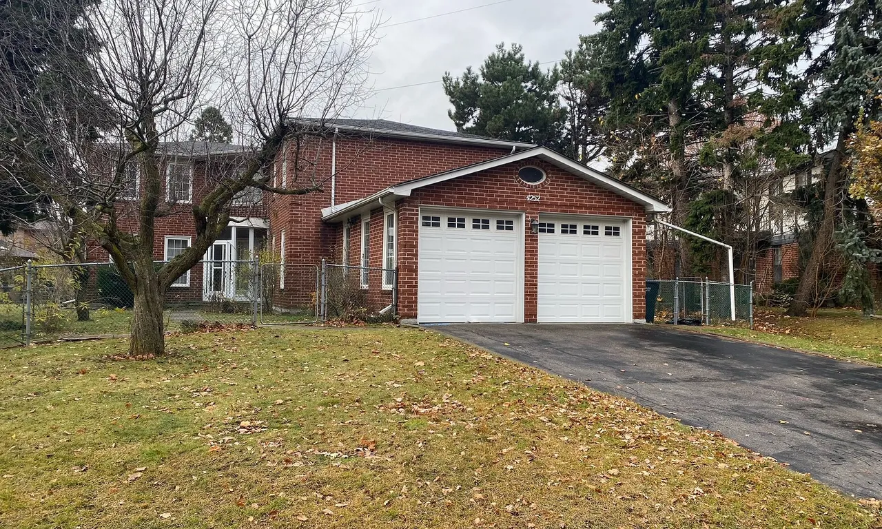 4252 Claypine Rise, Mississauga, ON L4W 2G6