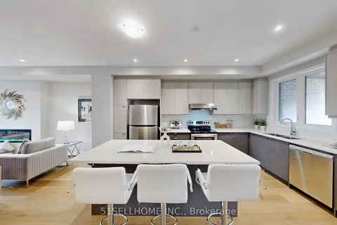 1174 Wheat Boom Dr, Oakville, ON L6H 7W4
