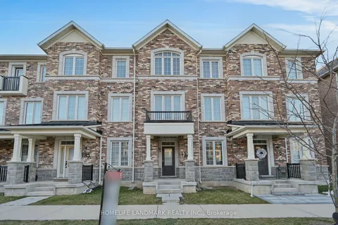 137 Stork St, Oakville, ON L6H 0X9