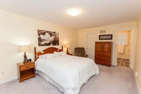 420 College Ave, Orangeville, ON L9W 3H4