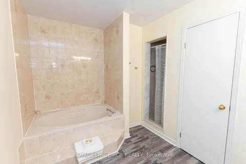 420 College Ave, Orangeville, ON L9W 3H4