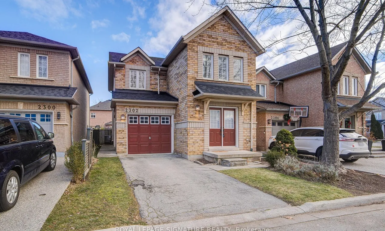 2302 Seton Cres, Burlington, ON L7L 6Y7