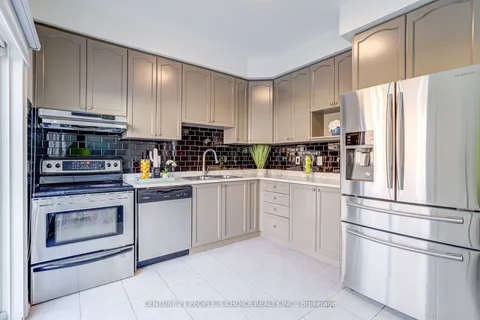 58 Education Rd, Brampton, ON L6P 3P3