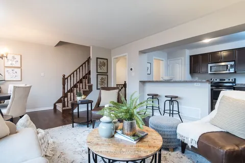769 Challinor Terr, Milton, ON L9T 7V5