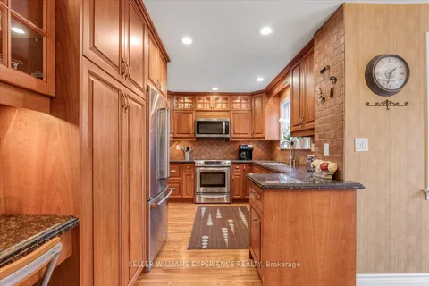 3 King Arthurs Crt, Caledon, ON L7E 1P2