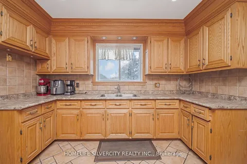 14208 Torbram Rd, Caledon, ON L7C 2T1