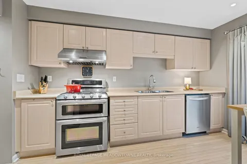 648 Kerr Tr, Milton, ON L9T 5W1