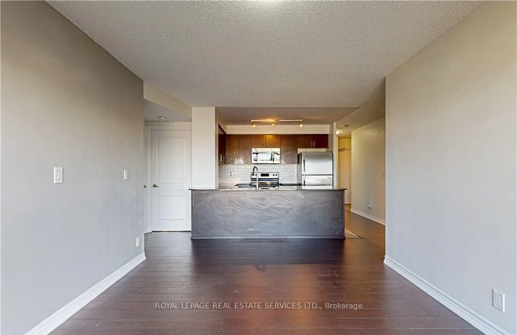 Condo Apt living room at 1940 Ironstone Dr Burlington