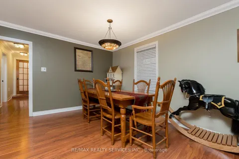 111 Denison Ave, Brampton, ON L6X 1E9