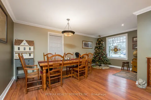 111 Denison Ave, Brampton, ON L6X 1E9