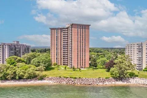 Condo Apt 2 bedroom 2 bathroom at 5250 Lakeshore Rd in Burlington - MLS# W11897242