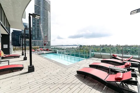 33 Shore Breeze Drive, Toronto, ON M8V 0G1