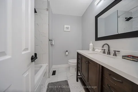 5 Orsi Road, Caledon, ON L7C 1K9