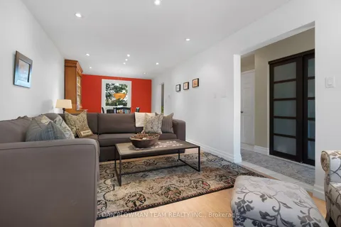 24 Belleview Dr, Orangeville, ON L9W 1M3