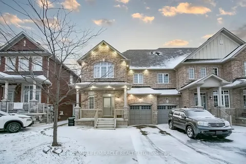 31 Saint Dennis Rd, Brampton, ON L6R 0B3