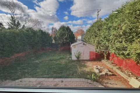 608 Thornwood Ave, Burlington, ON L7N 3B8