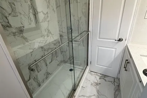 608 Thornwood Ave, Burlington, ON L7N 3B8