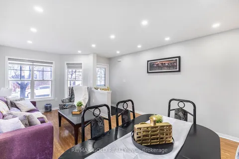 210 Owlridge Dr, Brampton, ON L6X 0M8
