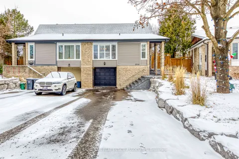 2939 Arvida Circ, Mississauga, ON L5N 1R4