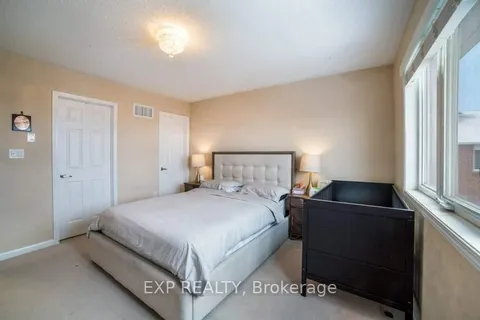 648 Marks St, Milton, ON L9T 0P8