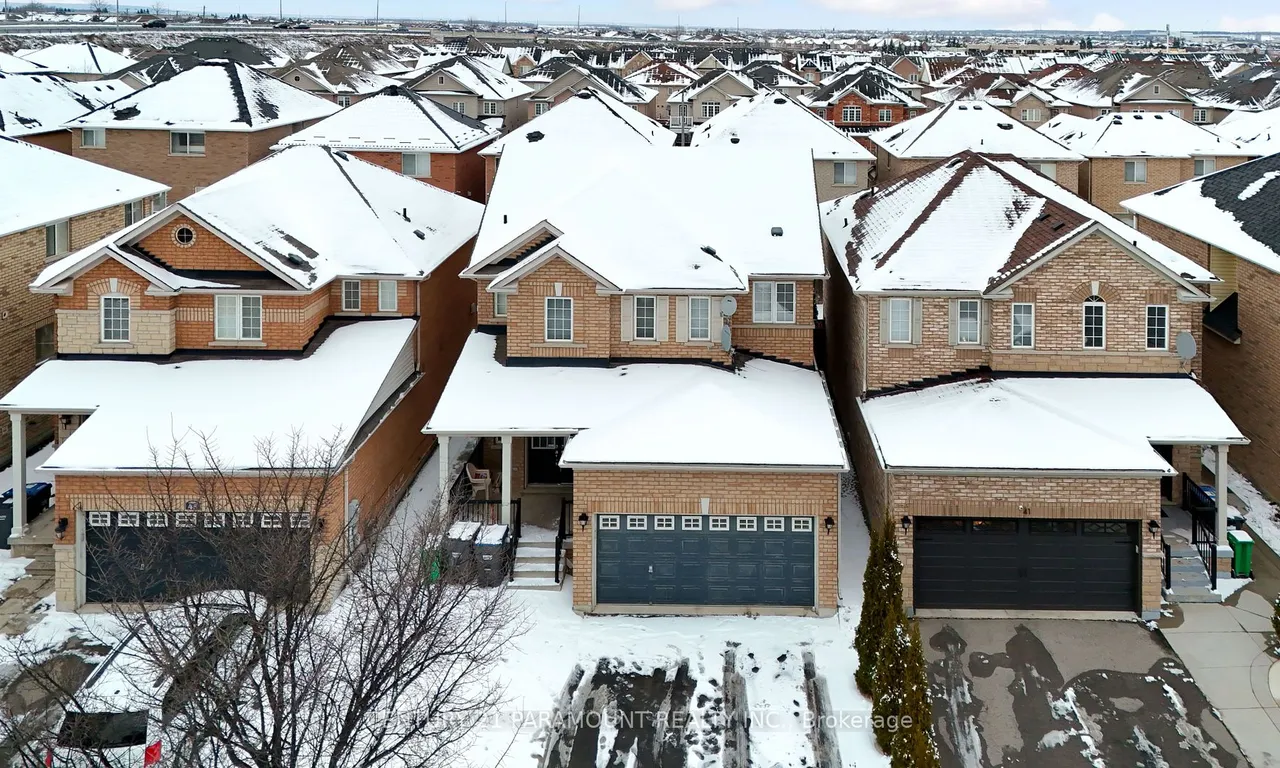 43 Crystal Glen Cres, Brampton, ON L6X 0K1