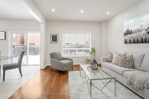 43 Crystal Glen Cres, Brampton, ON L6X 0K1