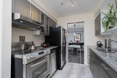 13 Sparklett Cres, Brampton, ON L6Z 4A6