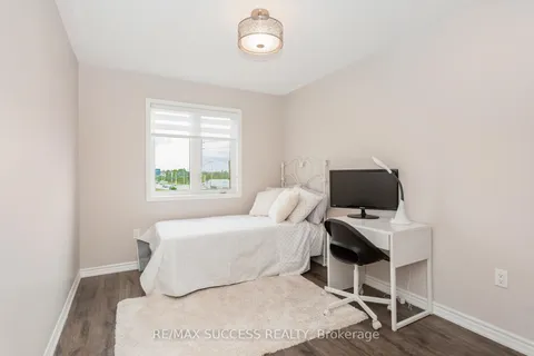 622 laking Terr, Milton, ON L9T 9J5