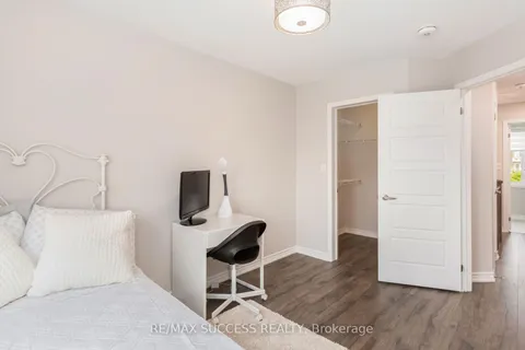 622 laking Terr, Milton, ON L9T 9J5