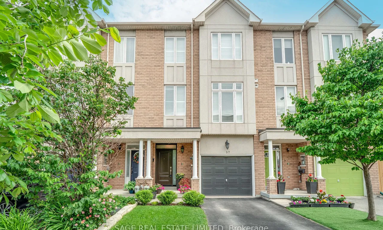 Att/Row/Twnhouse 3 bedroom 4 bathroom at 57 Market Garden Mews in Toronto - MLS# W11904065
