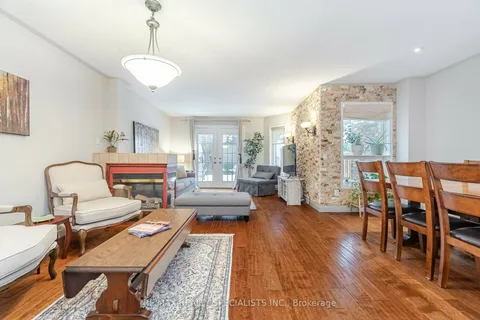 340 Sardinia Dr, Mississauga, ON L5R 3X6