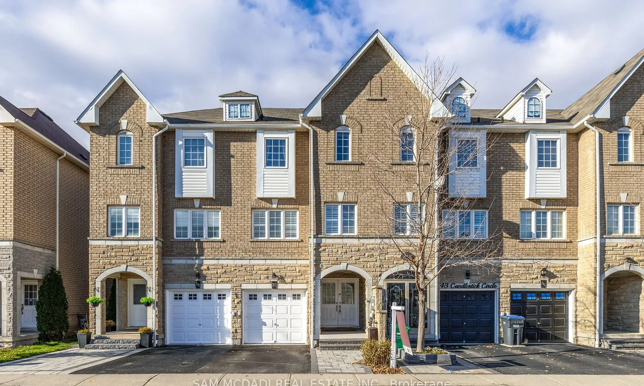 745 Candlestick Circ, Mississauga, ON L4Z 0B2
