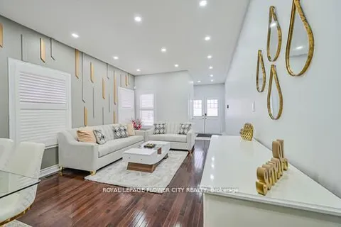 269 Brussels Ave, Brampton, ON L6Z 0G4