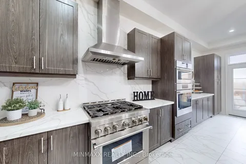 583 Beam Crt, Milton, ON L9E 1L3