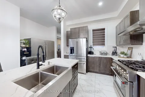 583 Beam Crt, Milton, ON L9E 1L3