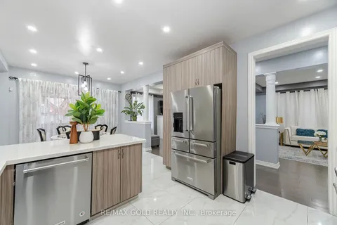 30 Fulmer Rd, Brampton, ON L7A 4L9