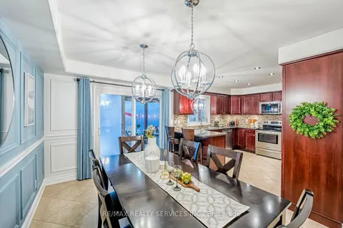 179 Ecclestone Dr, Brampton, ON L6X 3R1