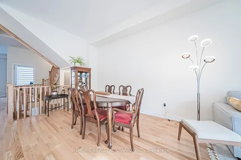 3086 Perkins Way, Oakville, ON L6H 7Z4