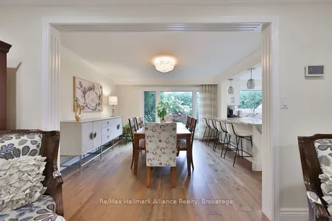 27 Arkendo Dr, Oakville, ON L6J 5T8