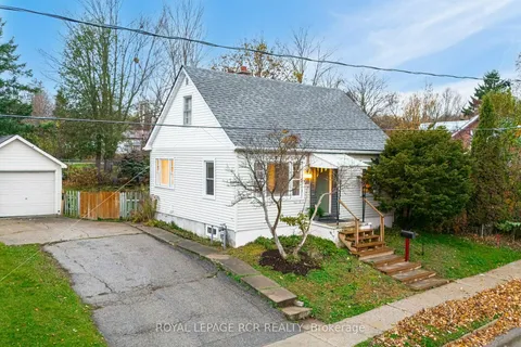 20 Amanda St, Orangeville, ON L9W 2K2