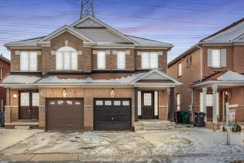 8 Wicklow Rd, Brampton, ON L6X 0J7