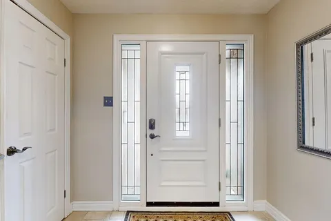 1139 Manor Road, Oakville, ON L6M 1G3