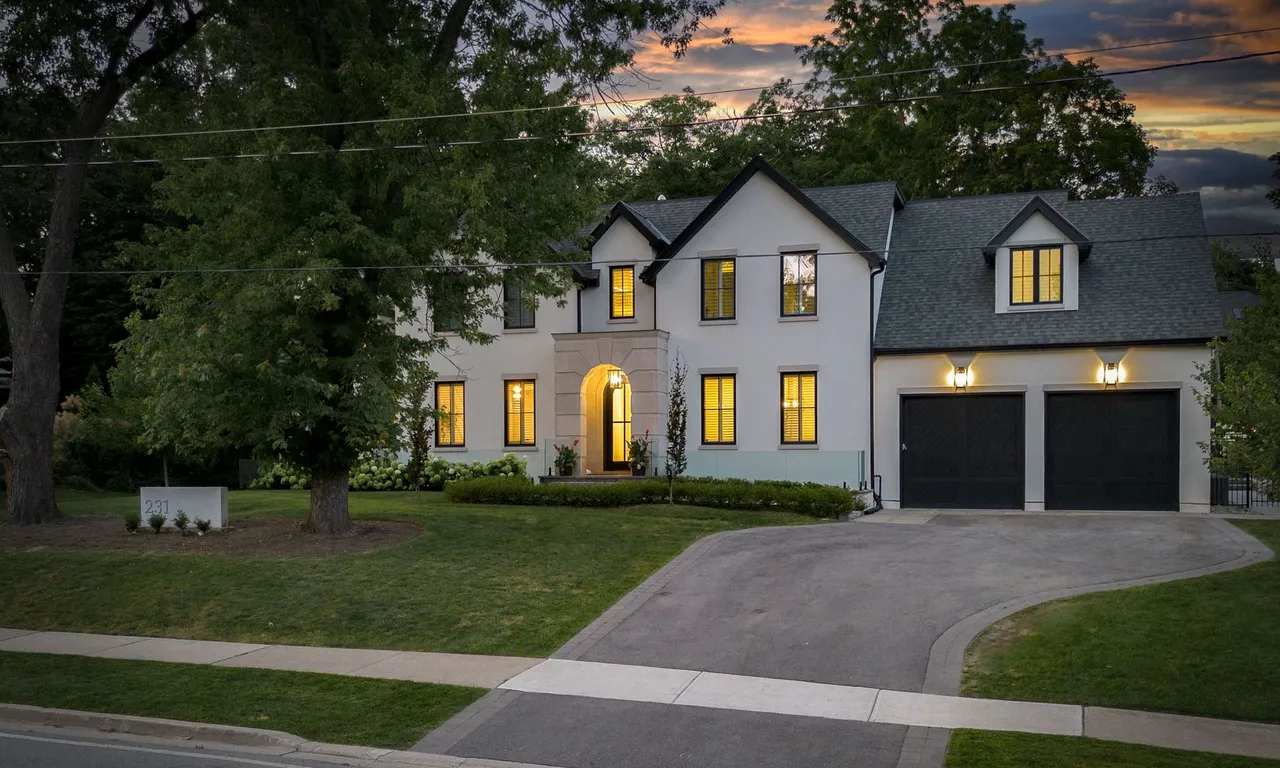 231 Wedgewood Dr, Oakville, ON L6J 4R6