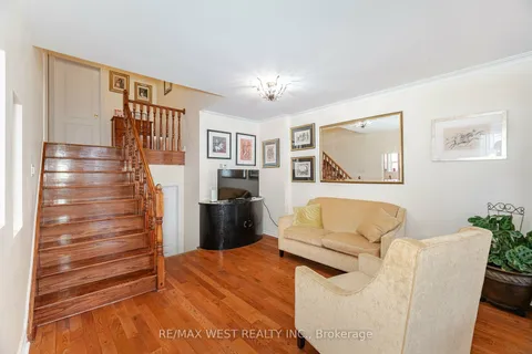 111 Wareside Rd, Toronto, ON M9C 3B7