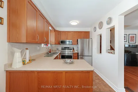 111 Wareside Rd, Toronto, ON M9C 3B7