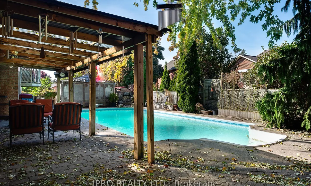 5 Oldham Cres, Brampton, ON L6Z 1W2