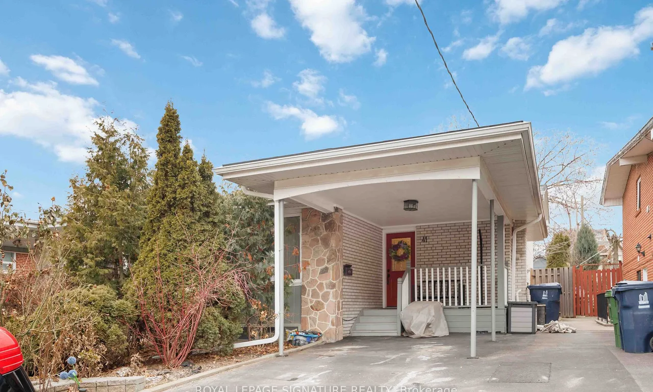 41 Dixington Cres, Toronto, ON M9P 2K3