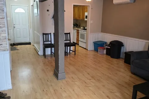 3 Hernon Court, Brampton, ON L6S 2B9